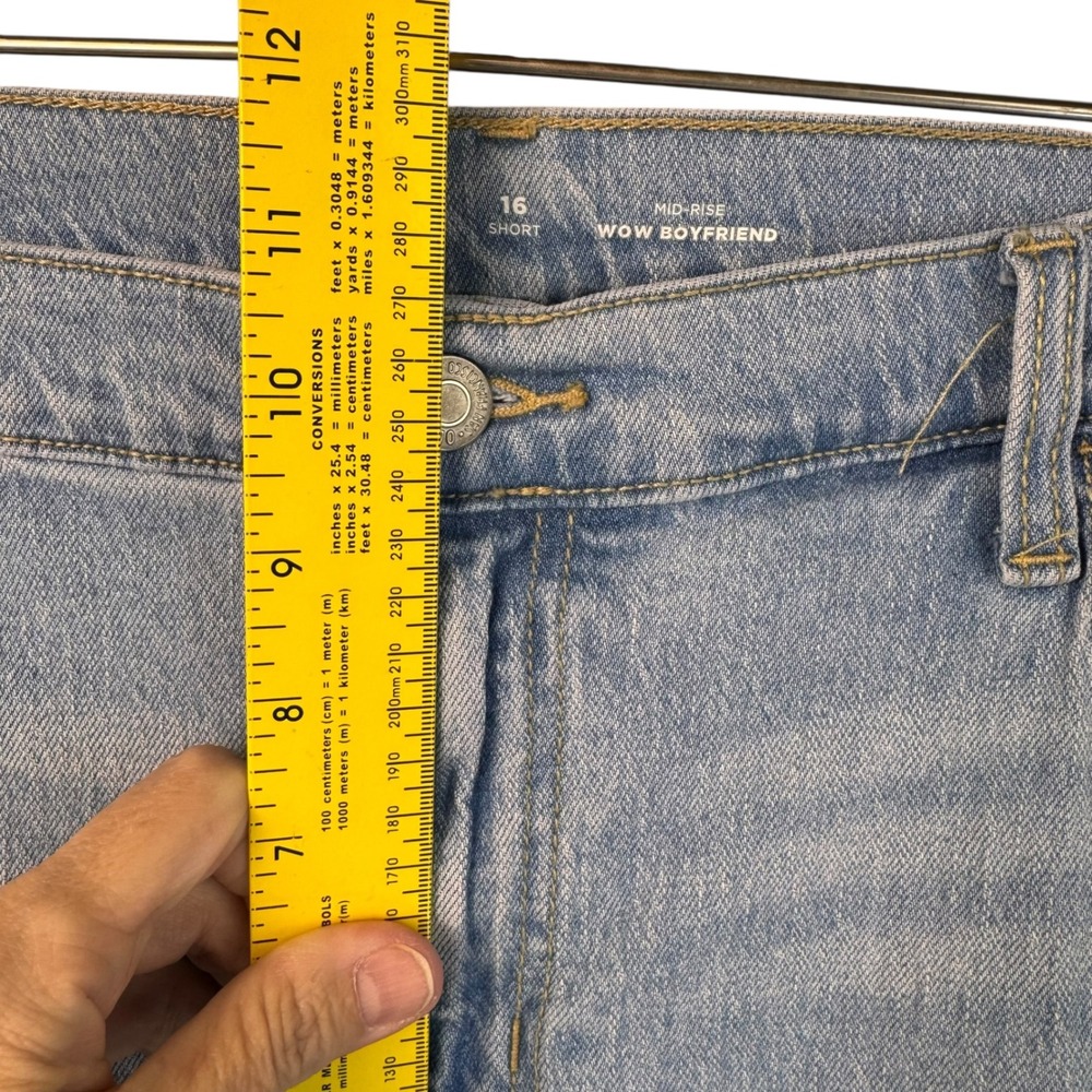 Old Navy Womens 16 Short Light Wash WOW Boyfriend Mid Rise Jeans Denim Pants - Picture 9 of 12
